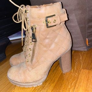 Guess ankle boots with heel